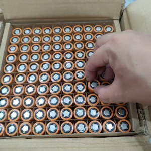 Sell Pin 18650 HighStar 2000mah Dung Lượng Thực Pin Mới Xả 20A Đầu Bằng Phù Hợp Đèn Pin Siêu Sáng Và Các Thiết Bị Công Cụ