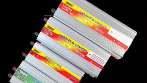 Bộ đổi nguồn có sạc lại bình ắc quy 12V lên 220V 1000W 2000W 3000W