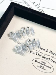 Luxurious Blue Gradient Nail Art with Sparkling Glass Beads Full Diamond Ice And Snow Adventure Style Wearable False Nails