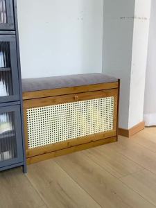 Seat & Change Shoes Shoe Bench with Storage and Elegance