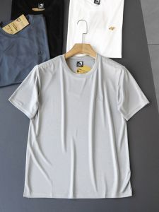 เสื้อยืดผู้ชายฤดูร้อนใหม่ระบายอากาศได้ดี แห้งเร็ว ดูดซับความชื้น ผ้าไหมนม 4 ด้าน ยืดหยุ่นสูง เสื้อผ้าสำหรับกลางแจ้ง