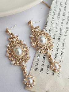 Elegant Vintage Baroque Pearl Clip-On Earrings Classic Silver Needle Fashion Jewelry for Women with Heart Water Drops Bell Pattern