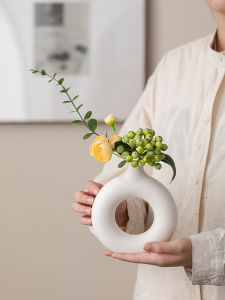 Luxury Ceramic Flower Vase Modern Simplicity Style Home Decor Living Room Entrance Tabletop Decoration Artificial Flower Ornament
