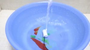 Máy bơm chìm mini 5 vol Nguồn USB (4 màu tùy chọn)- Bơm USB 1W