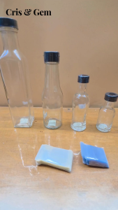 200pcs Shrink Wrap Plastic Packaging /Shrinkable Plastic Sealer Tape for Bottle 250ml-25ml