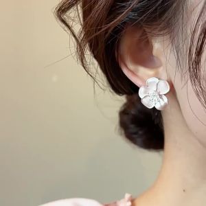 WENXI | Unique Pink Flower Earrings