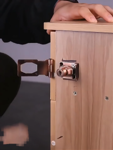 Chốt Khóa Cửa Thẳng Kèm Khóa Nhiều Kích Thước - 848