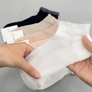 CEEKEY ถุงเท้า ถุงเท้าลูกไม้บางฤดูร้อน ถุงเท้าสตรีฤดูใบไม้ผลิฤดูร้อน ถุงเท้าผ้าฝ้าย ถุงเท้าสั้น