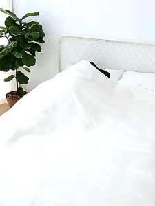 Sprei Sarung Bantal Sekali Pakai Traveling Disposable Bedshet Sprei Travel steril Anti Virus/Sprei Sekali Pakai