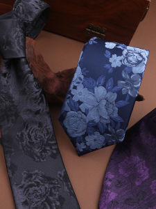 LIESHANG | Mens Business Formal Tie 8cm Large Floral Print Black Purple