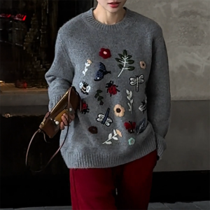 QINGNAER | Loose Fitting Slimming Round Neck Embroidered Sweater