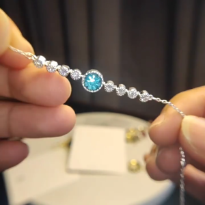 Gelang Tangan Jantung Laut Wanita - Kristal Swarovski Trend Versatile | Hadiah Valentine