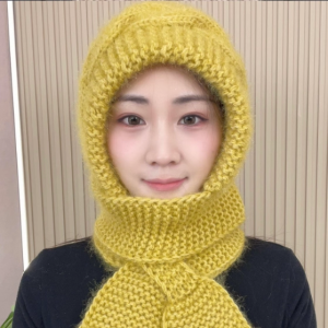 Thickened Knitted Squirrel Fur Winter Hat Scarf Set Womens One-size-Fits-All Warm Cozy Integrated Plaid Design Snowproof