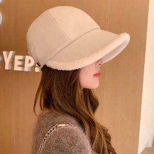 Thickened Fleece Winter Fishing Cap Womens Autumn Winter Cycling Warm Hat Versatile Small Face Duckbill Cap Casual Style
