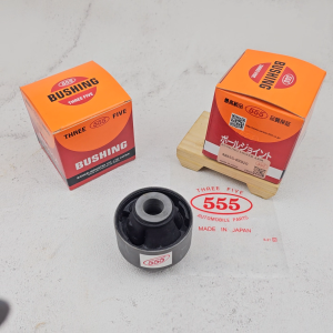 BUSHING LOWER ARM SAYAP BAWAH BESAR TOYOTA AVANZA LAMA 555