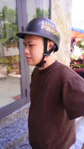 Xịt vệ sinh mũ/nón bảo hiểm DERPU Chai xịt vệ sinh bọt tuyết khử trùng nón bảo hiểm làm sạch nhanh chóng chỉ 10s