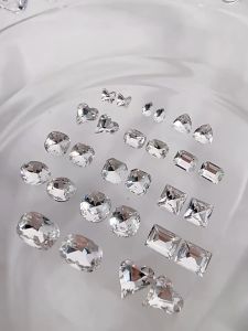 Đá khối Nail Màu Trắng Hình Tròn Chữ Nhật Bo Vuông Bo Giọt NướcChữ Nhật Lục Gác Chân Vàng Trang Trí Móng