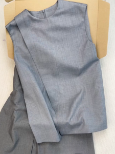 Comfortable Grey Vest Versatile Summer Essential Korean Style Zipper Straight Cut Slim Fit Casual Wear for All Body Types