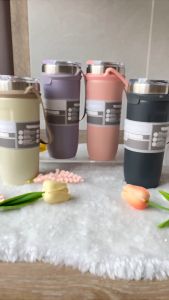 กระบวนการของแก้วเก็บเย็นสีพาสเทลสามารถช่วยเก็บอุณภูมิความเย็นสีสดใสน่ารัก