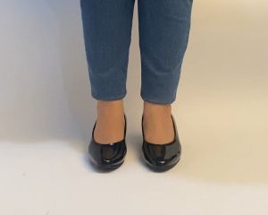 Pantofel Heels Big size 35-45 Hitam Mengkilap - Sepatu Guru Kerja Kantor Wanita Tinggi Hak 5 cm