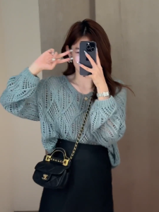 Retro Hollow out Loose V-Neck Thin Knitted Top And A-Line Mini Skirt Two-Piece Set for Women Simple High Waist Short Leather Skirt