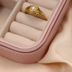 New Thin 18K Gold Plated Hollow Texture Natural Freshwater Pearl Rings For Women Stainless Steel Tarnish Free Gold Ring