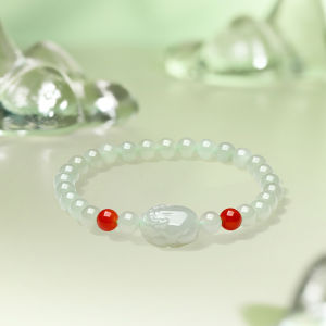 ZHOU LIU FU 周六福 Hetian Green Jade Beaded Bracelets Pixiu Charm Bracelet Red Agate Stackable Stretch Bracelet Feng Shui Dainty Jewelry for Women 17CM Y191470