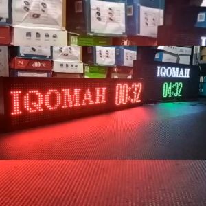 Jadwal Waktu Sholat Digital Runing Text dengan 3 Panel P10 Single Color Termurah Ukuran 21x101 cm