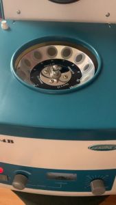 Máy Ly Tâm 12 Ống Tách Huyết Tương LC-04B
