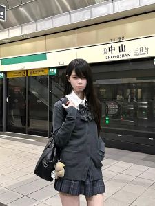 เสื้อคาร์ดิแกนถักแขนยาวหลายสีสำหรับนักศึกษาวิทยาลัยสไตล์ญี่ปุ่น เสื้อคลุมกันหนาวแบบสวมหัวสำหรับผู้หญิงในฤดูใบไม้ร่วง