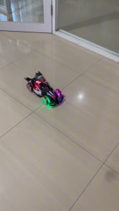 Mainan Mobil F1 Balap Remote Control dengan Lampu Musik Rc Mobil Drift 24GHZ Dua Remote Bisa Keluar Asap