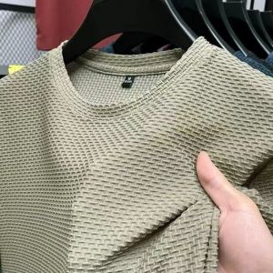 Ice Silk Mens Round Neck Short Sleeved T-shirt Casual Solid Color Half Sleeved Clothes Summer