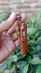 PIPA ONCE MINI KAYU NAGASARI SIBOLONG MULTI AKSESORIS GANTUNGAN KUNCI