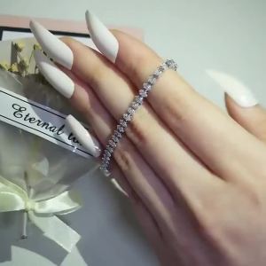 Vòng Tay Nữ Thời Trang Phong Cách Gothic Mặt Dây Chuyền Hình Học Đính Đá Pha Lê Toàn Bộ Charm Hình Marquise Trang Sức Sang Trọng Dành Cho Đám Cưới