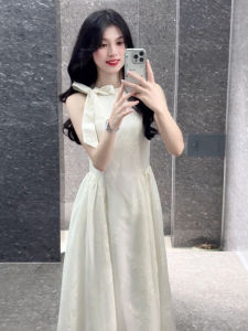 BeautyMark | Váy dài tay không tay thiết kế hoa Pháp màu trắng thanh lịch cho nữ mùa hè 2025 Váy midi chữ A cạp cao chất liệu polyester