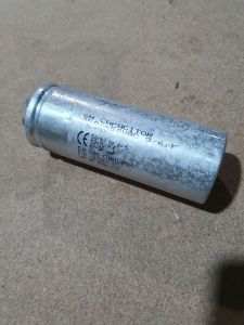 คาปาซิเตอร์เครื่องซักผ้า 450/450VAC 9/6uF มือสอง