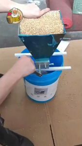 [Kegland] เครื่องบดมอลต์ 2 Roller Grain Mill 4L พร้อมฐาน ทำเบียร์ มอลต์ เครื่องบดเมล็ดพืชแบบ 2 ลูกกลิ้งลูกกลิ้งเหล็กคาร์บอน เครื่องบดเมล็ด ขนาด 4 ลิตร