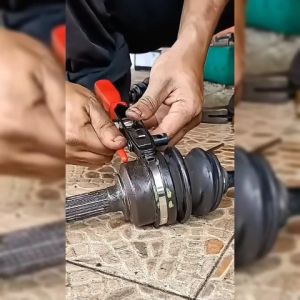 คีมรัดเพลาขับ คีมแหวนเข็มขัด เหล็กรัดยางหุ้มเพลา ตัวรัด+ คีมตัดเพลาขับยานยนต์ ที่หนีบเพลาเหล็ก ที่หนีบฝาครอบกันฝุ่น CV