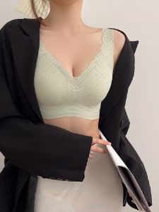 บรานอนไร้สาย ผู้หญิง ไร้รอยต่อ ลูกไม้ เสื้อกั๊ก บราไร้โครงสไตล์ บราหน้าอกเล็กคงที่คัพหน้าอกใหญ่