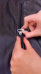 1PCS Universal Replacement Zipper Slider Metal Removal Zipper Puller Zipper Repair Kit DIY Sewing Tools Metal Zip Baju Beg Jaket Sorok Mudah Jahit
