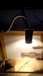 โคมไฟให้ความร้อนสำหรับสัตว์เลื้อยคลาน โคมไฟให้ความร้อนสำหรับตู้ปลาแบบคอห่านปรับได้ สำหรับเต่า กิ้งก่า งู เทอเรเรียม