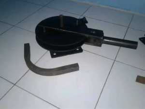 bending pipa hollow 3x3