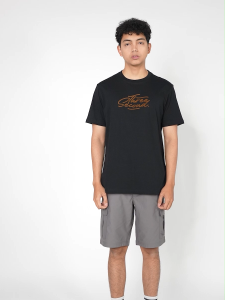 3Second Kaos Pria Lengan Pendek Regular Fit Katun Cursive Underline OL-C370525