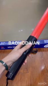 Gậy chỉ huy ANXIANG màu đỏ dùng điện sạc (54cm)