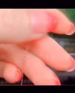 Kalung Titanium Wanita Liontin Permata 1 Anti Karat Selamanya