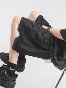 Quần Short Thể Thao Nam Ice Silk Nhanh Khô Mùa Hè Ngoài Trời Rộng Rãi Thường Ngày 2025 Mới Thời Trang Đen Quần Năm Điểm