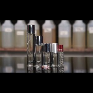 ESCU SPAKLE - Parfum Wanita Nonalkohol Yang Wanginya Feminim Tetapi Flirty