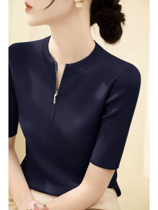 เสื้อยืดคอกลมแขนสั้นผ้าไหมน้ำแข็งสีน้ำเงิน ทรงสลิมฟิต สำหรับผู้หญิง ฤดูร้อน 2025 ใหม่ล่าสุด ซิป แขนยาว 1/2 คอกลม แขนยาว