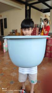 กระถางสี 20 นิ้ว พลาสติกอย่างดี แข็งแรงมาก สีไม่ซีด มีหลายสีให้เลือก