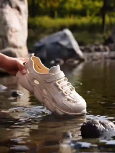 Sandal Sepatu Kets Olahraga Luar Ruangan Pria Wanita Memancing Dan Sendal Cepat Kering Di Tepi Pantai Untuk Pasangan Kekinian Terbaru 2025